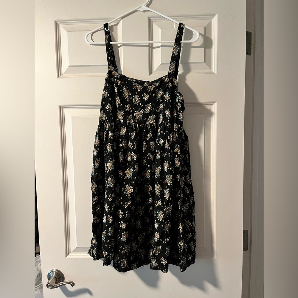 Natural life Patti dress - black bouquet